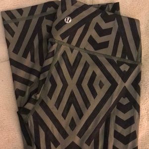 Lululemon quarter length leggings